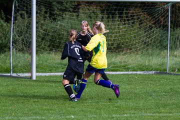 Bild 38 - MC-Juniorinnen TSV Olympia Neumnster - FSC Kaltenkirchen : Ergebnis: 12:1